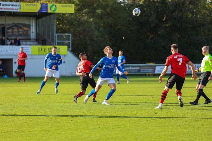 In beeld: WVF speelt gelijk tegen Achilles 1894 - Foto: Henri Zuidberg