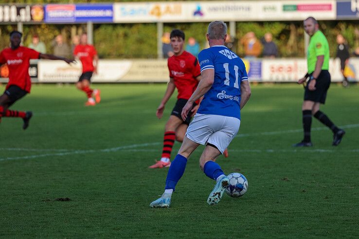 In beeld: WVF speelt gelijk tegen Achilles 1894 - Foto: Henri Zuidberg