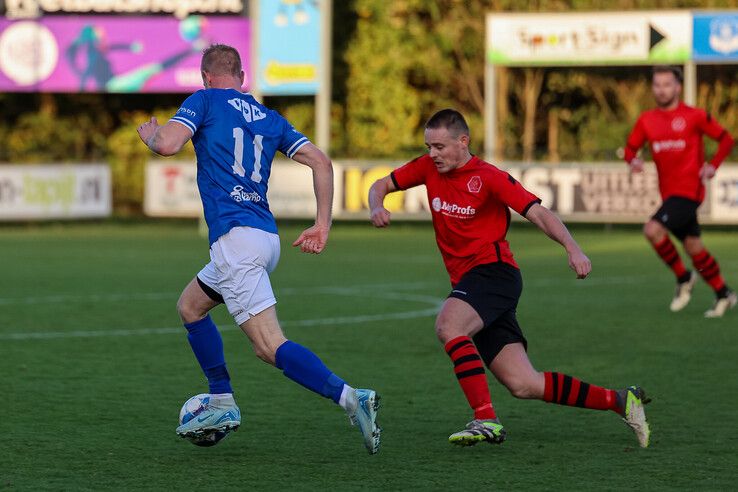 In beeld: WVF speelt gelijk tegen Achilles 1894 - Foto: Henri Zuidberg