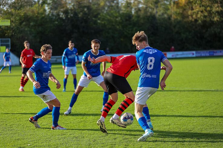 In beeld: WVF speelt gelijk tegen Achilles 1894 - Foto: Henri Zuidberg