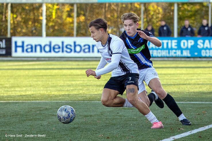 In beeld: Hekkensluiter KHC te sterk voor Berkum - Foto: Hans Smit