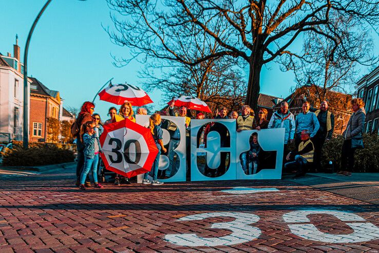 Bewonersprotest op Eekwal in voorjaar 2019. - Foto: Peter Denekamp