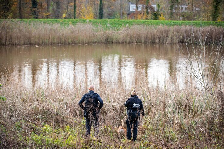 Tweede overledene gevonden bij appartementencomplex in Wipstrik - Foto: Hugo Janssen