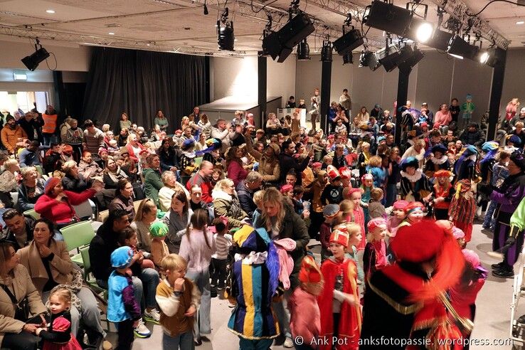 In beeld: Sinterklaas bezoekt Aa-landen - Foto: Ank Pot