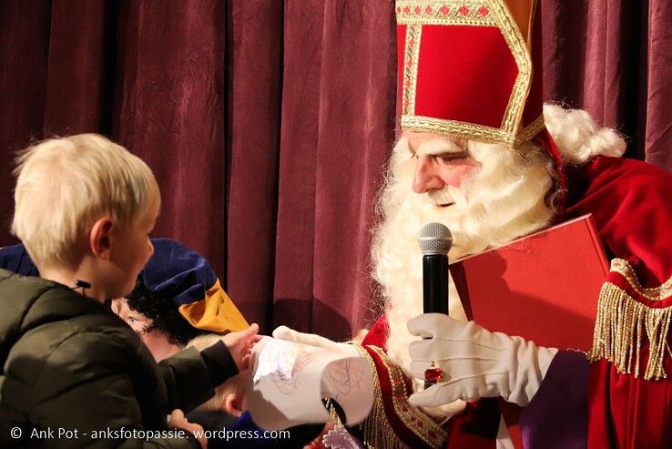 In beeld: Sinterklaas bezoekt Aa-landen - Foto: Ank Pot