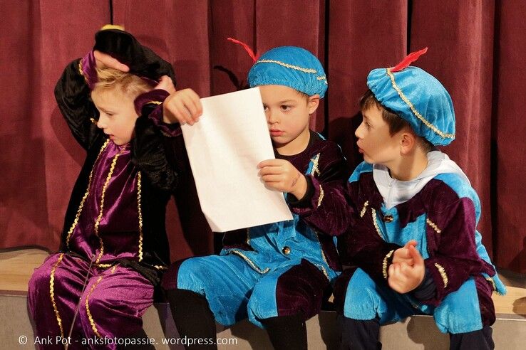 In beeld: Sinterklaas bezoekt Aa-landen - Foto: Ank Pot