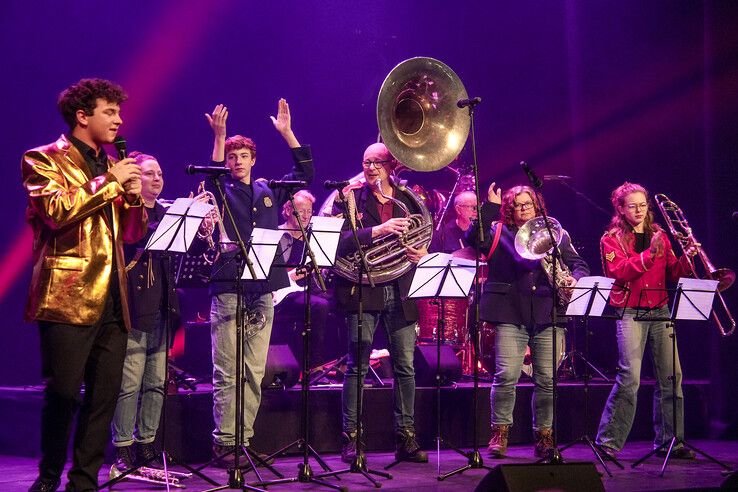 In beeld: Duo Andere Koek wint Smartlappenfestival in uitverkocht Odeon - Foto: Obbe Bakker