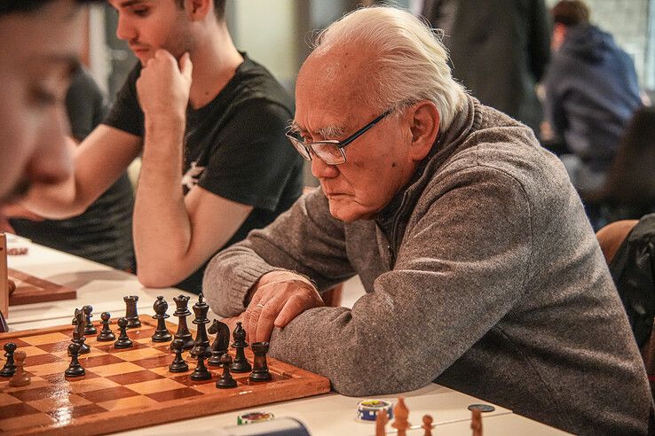 In beeld: Schaakvereniging Pegasus viert 75-jarig bestaan in Zwolle - Foto: Obbe Bakker