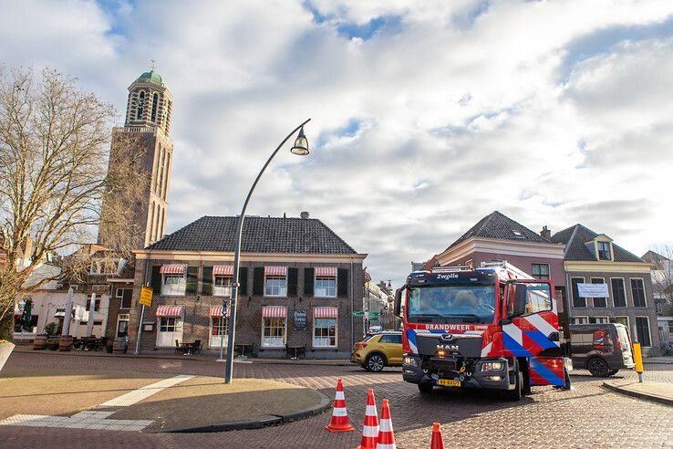 Parkeergarage Maagjesbolwerk tijdelijk ontruimd op Black Friday - Foto: Ruben Meinten