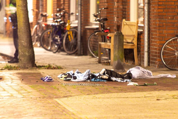 Zwollenaar (43) zwaargewond na steekpartij in Indische Buurt, politie zoekt getuigen - Foto: Ruben Meinten