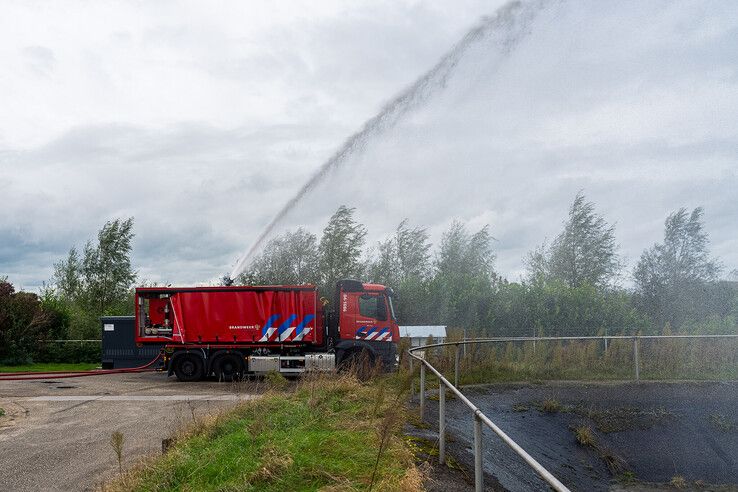 In beeld: Brandweer Zwolle toekomstbestendig met nieuwe en specialistische brandweerwagens - Foto: Veiligheidsregio IJsselland