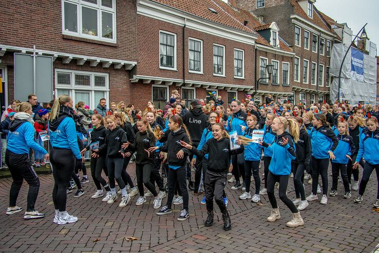 In beeld: Sinterklaas komt aan in Zwolle - Foto: Obbe Bakker