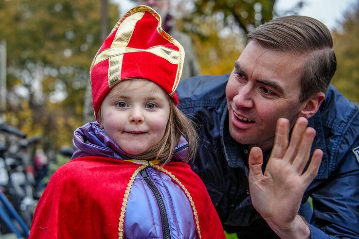 In beeld: Sinterklaas komt aan in Zwolle - Foto: Obbe Bakker