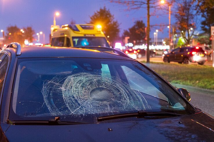 De voorruit van de auto. - Foto: Peter Denekamp