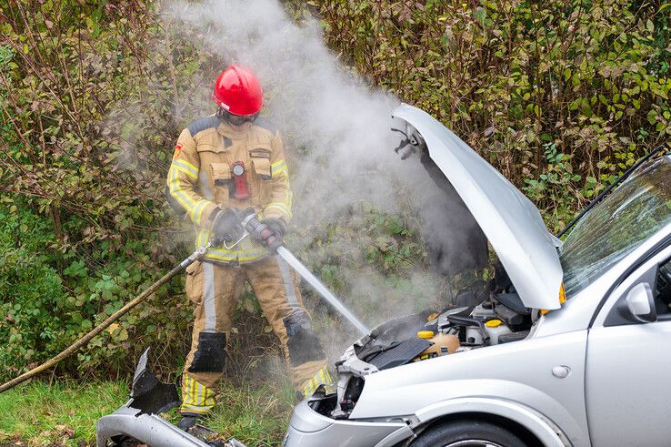 In beeld: Zwaargewonde bij ongeval in Zwolle-Zuid - Foto: Peter Denekamp