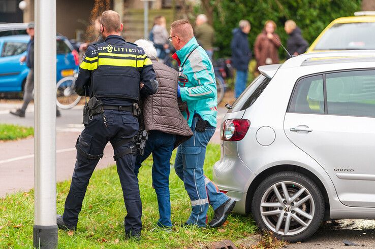 In beeld: Zwaargewonde bij ongeval in Zwolle-Zuid - Foto: Peter Denekamp