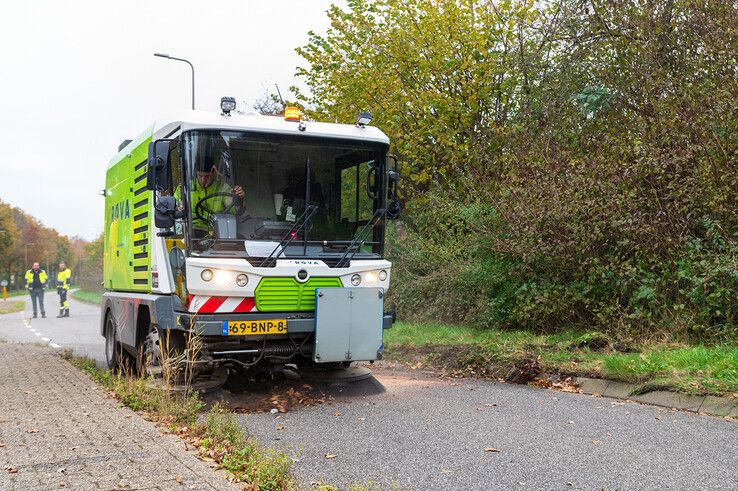 In beeld: Zwaargewonde bij ongeval in Zwolle-Zuid - Foto: Peter Denekamp