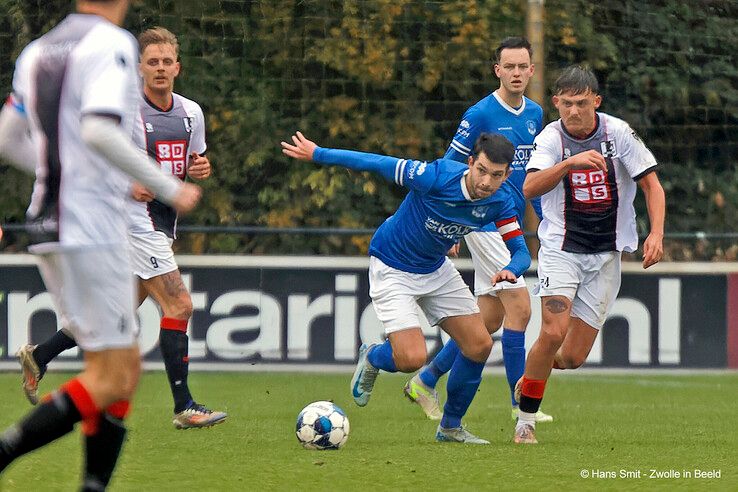 In beeld: WVF ziet eerste periodetitel snel verdampen - Foto: Hans Smit