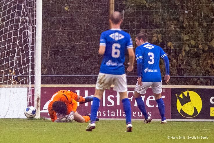 In beeld: WVF ziet eerste periodetitel snel verdampen - Foto: Hans Smit