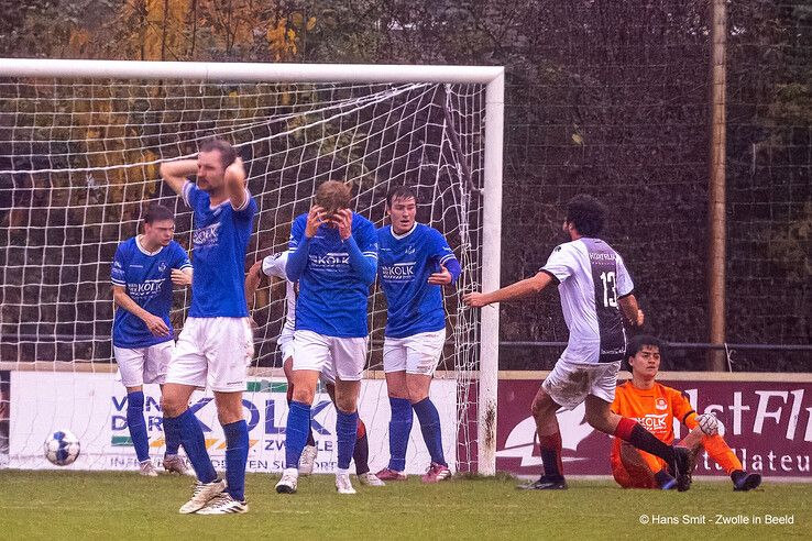 In beeld: WVF ziet eerste periodetitel snel verdampen - Foto: Hans Smit