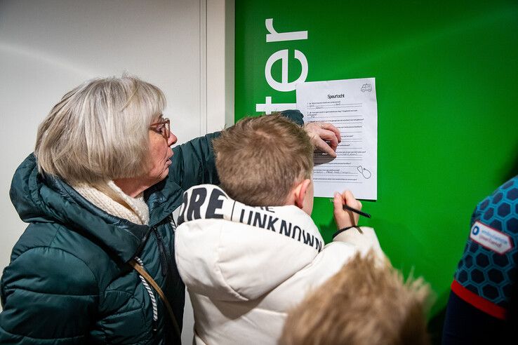 In beeld: Zwolse hulpdiensten halen ruim 8000 euro op voor Serious Request - Foto: Hugo Janssen