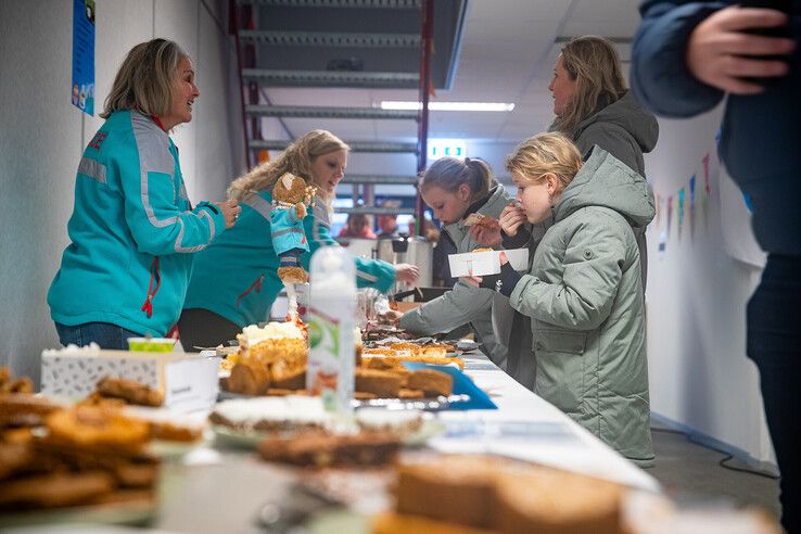 In beeld: Zwolse hulpdiensten halen ruim 8000 euro op voor Serious Request - Foto: Hugo Janssen