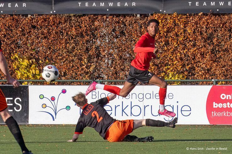 In beeld: Be Quick ’28 verliest duel van Nieuwleusen - Foto: Hans Smit