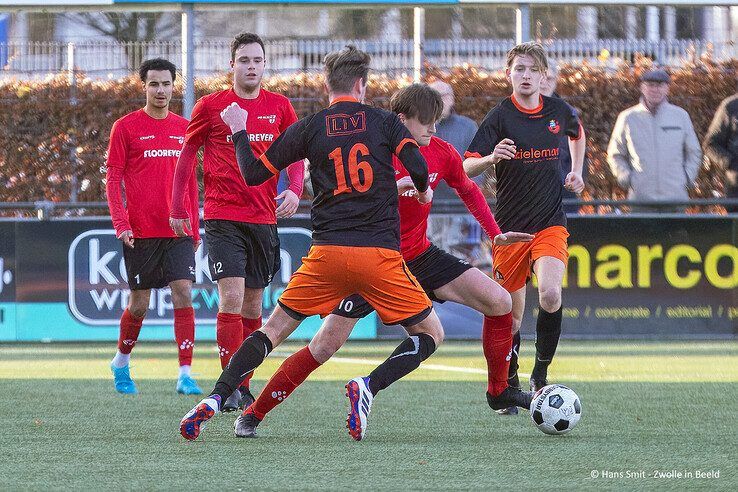 In beeld: Be Quick ’28 verliest duel van Nieuwleusen - Foto: Hans Smit