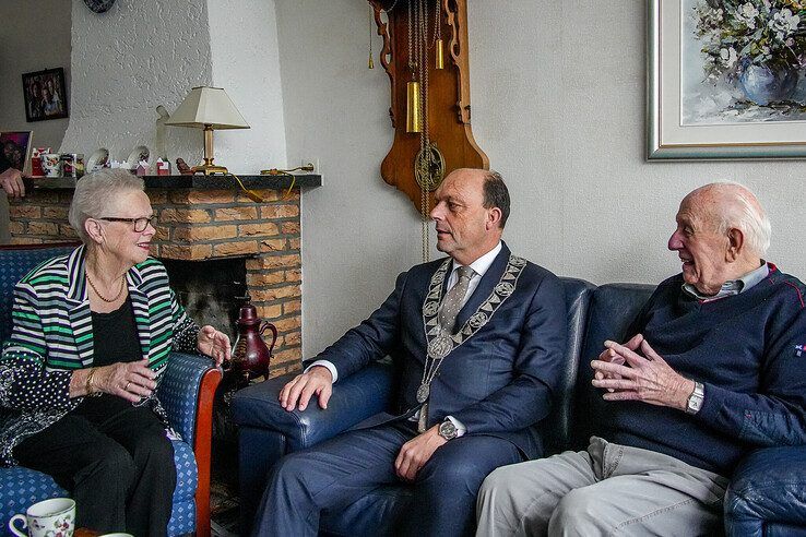 Bert (90) en Adrie (85) Flierman vieren 60-jarig huwelijk in Berkum - Foto: Obbe Bakker