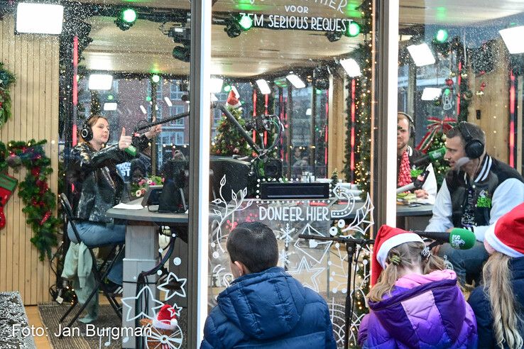 In beeld: Kinderen uit Stadshagen rennen ruim 20.000 euro bij elkaar voor Serious Request - Foto: Jan Burgman