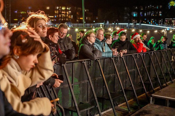 In beeld: Rondje door Zwolle op eerste dag van Serious Request, vanavond Roxy Dekker - Foto: Obbe Bakker