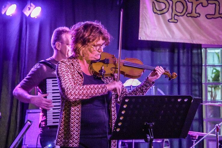 In beeld: Muzikanten uit Zwolle en omgeving zamelen duizenden euro’s in voor Serious Request - Foto: Obbe Bakker