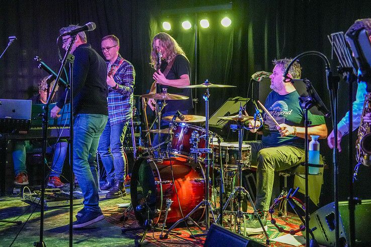 In beeld: Muzikanten uit Zwolle en omgeving zamelen duizenden euro’s in voor Serious Request - Foto: Obbe Bakker