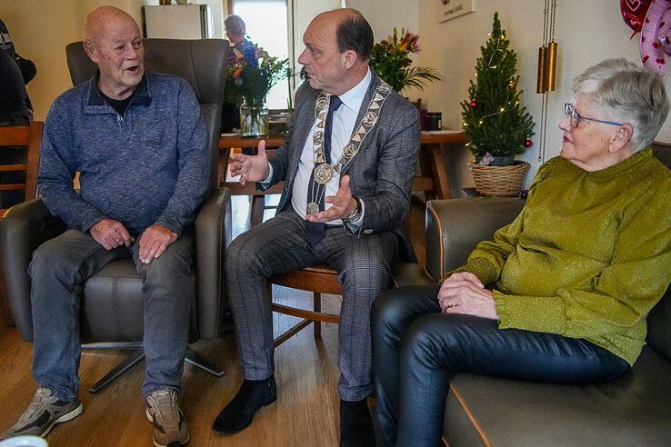 Gerrit Jan (81) en Wiesje (80) Roelofs vieren diamanten huwelijk in Windesheim - Foto: Obbe Bakker