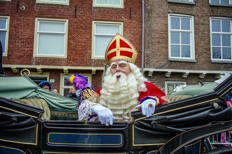 Ook de Sint krijgt subsidie. - Foto: Obbe Bakker