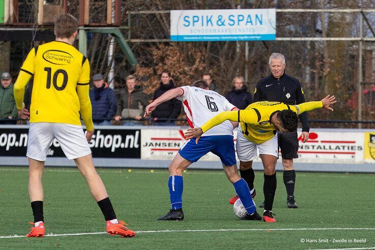 In beeld: SV Zwolle pakt periodetitel na winst op Balkbrug - Foto: Hans Smit