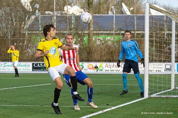 In beeld: SV Zwolle pakt periodetitel na winst op Balkbrug - Foto: Hans Smit