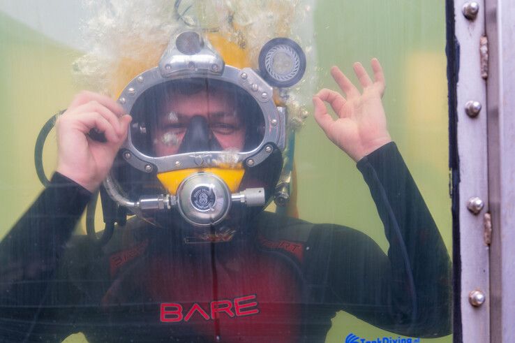 Met Patrick gaat het oké onder water. - Foto: Peter Denekamp