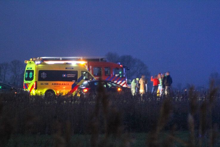 Twee mensen raakten zwaargewond bij het ongeval op de N50 bij Kampen. - Foto: Pascal Winter