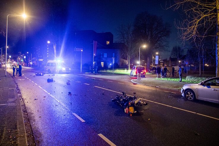 Motorrijder gewond na botsing met fietsster in Dieze - Foto: Hugo Janssen