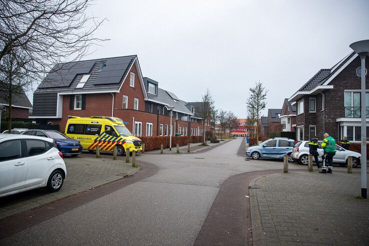 Automobilisten komen met schrik vrij na botsing in Stadshagen - Foto: Hugo Janssen