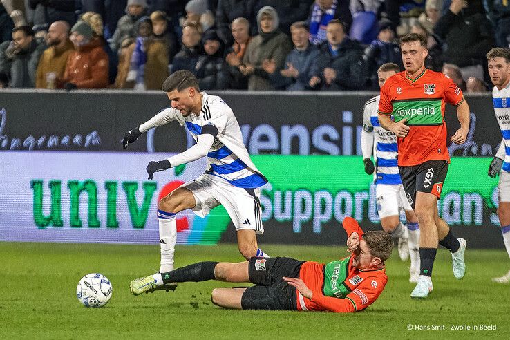 In beeld: PEC Zwolle gaat onderuit tegen NEC - Foto: Hans Smit