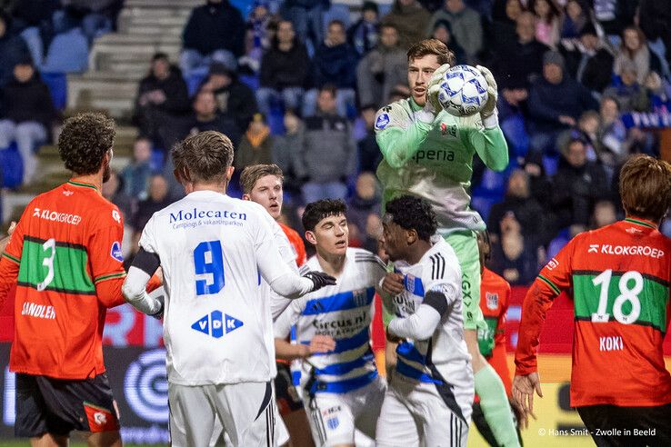 In beeld: PEC Zwolle gaat onderuit tegen NEC - Foto: Hans Smit