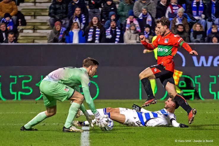 In beeld: PEC Zwolle gaat onderuit tegen NEC - Foto: Hans Smit