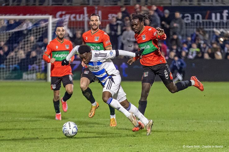 In beeld: PEC Zwolle gaat onderuit tegen NEC - Foto: Hans Smit