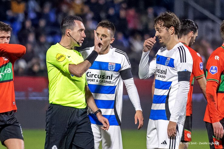 In beeld: PEC Zwolle gaat onderuit tegen NEC - Foto: Hans Smit