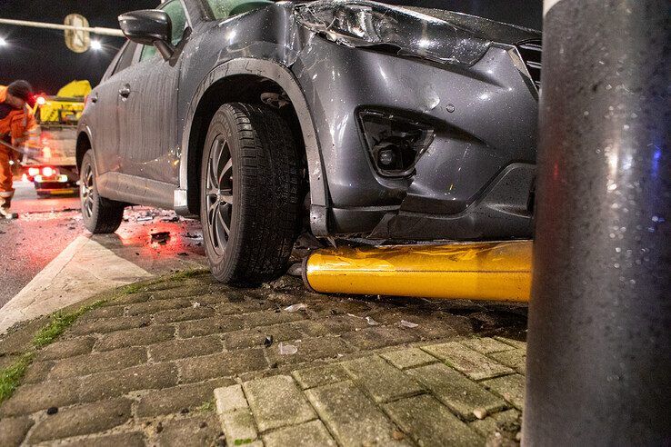 Gewonde bij botsing op Hasselterweg - Foto: Ruben Meinten