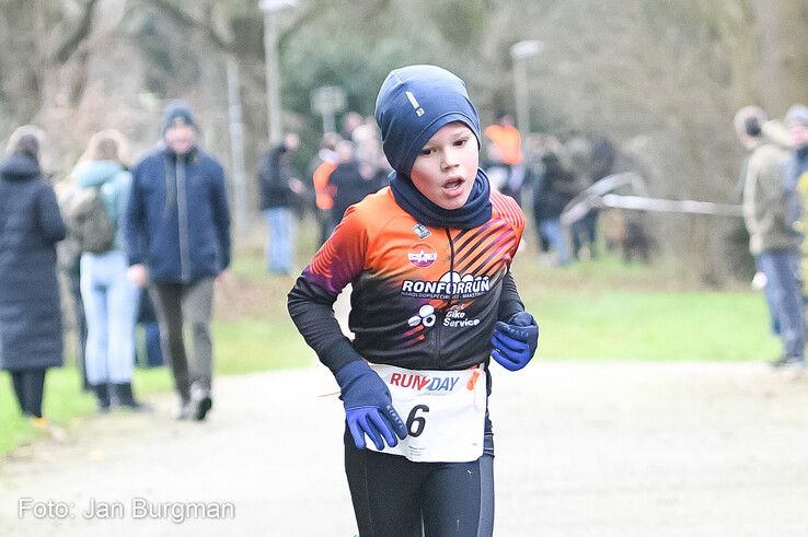 In beeld: Buurjongens uit Herfte winnen Wijthmenerplasloop - Foto: Jan Burgman