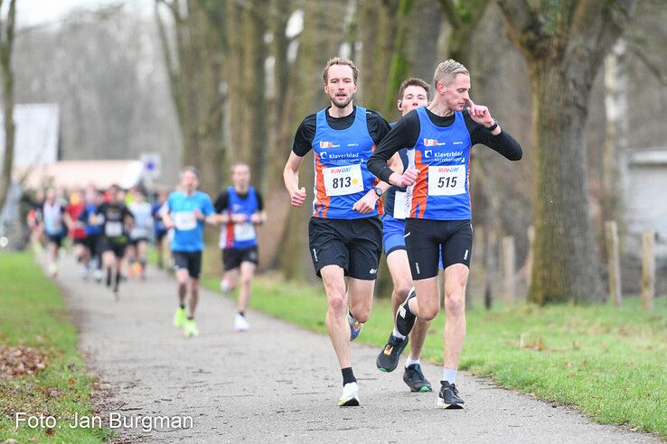 In beeld: Buurjongens uit Herfte winnen Wijthmenerplasloop - Foto: Jan Burgman