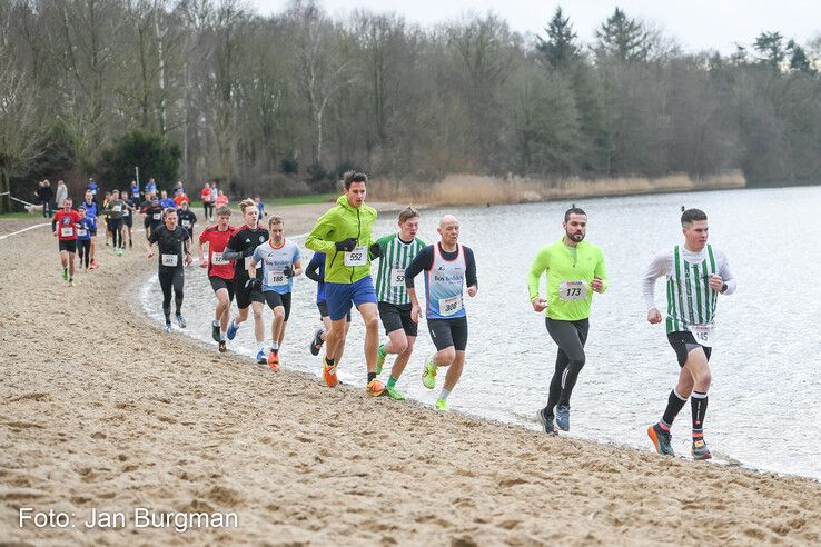 In beeld: Buurjongens uit Herfte winnen Wijthmenerplasloop - Foto: Jan Burgman